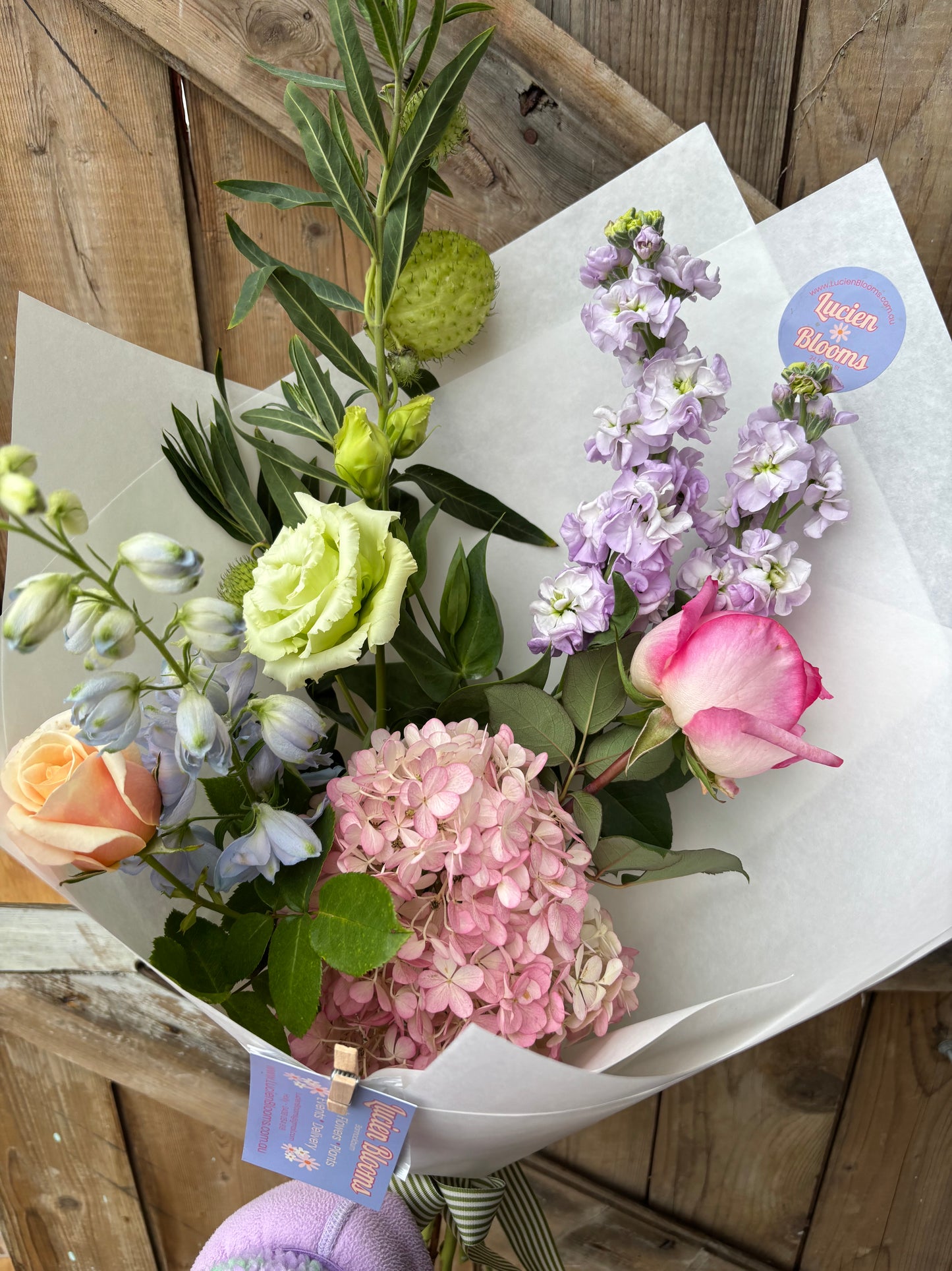 Lush & Lovely 💐 – $70